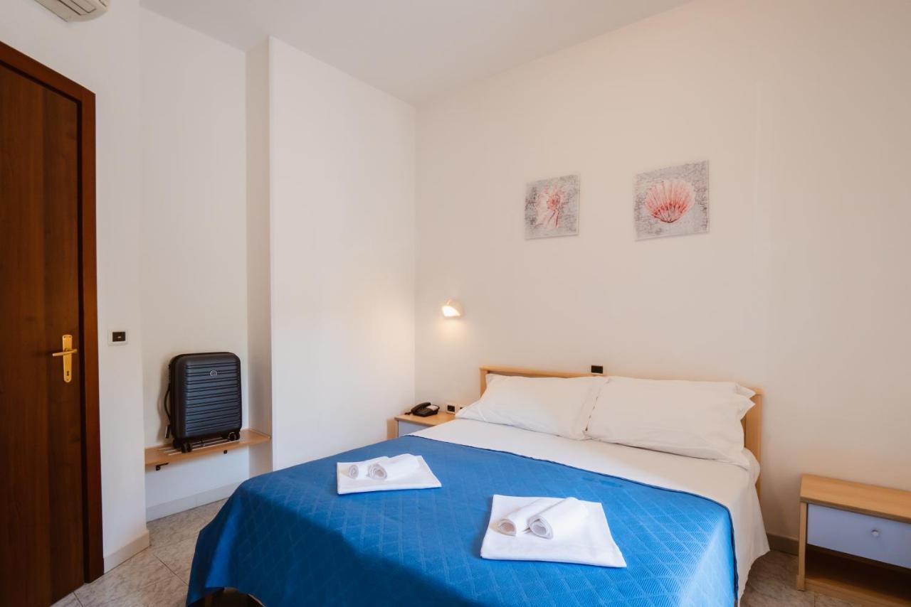 Hotel Villa Del Mare Senigallia Exterior foto